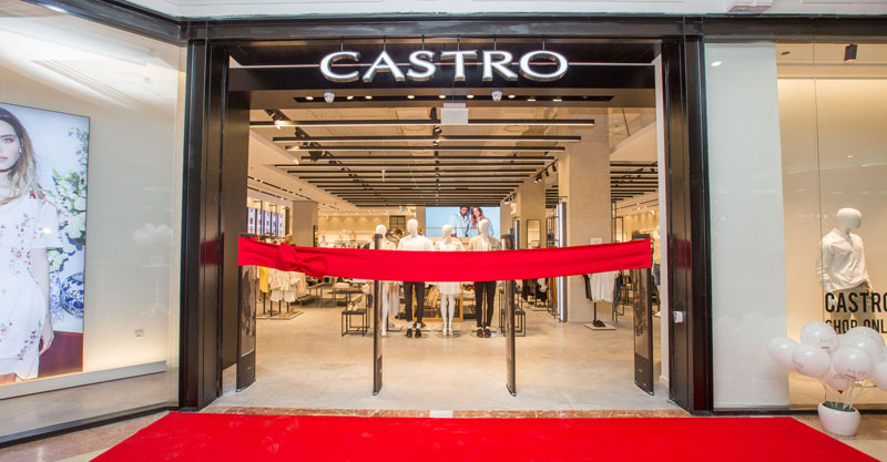 קסטרו פותחת חנות חדשה בקניון רננים ברעננה צילום יח"צ